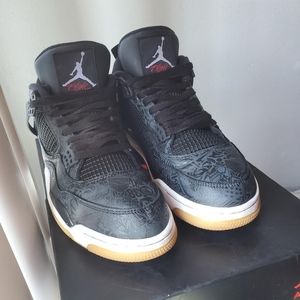 Air Jordan Retro 4